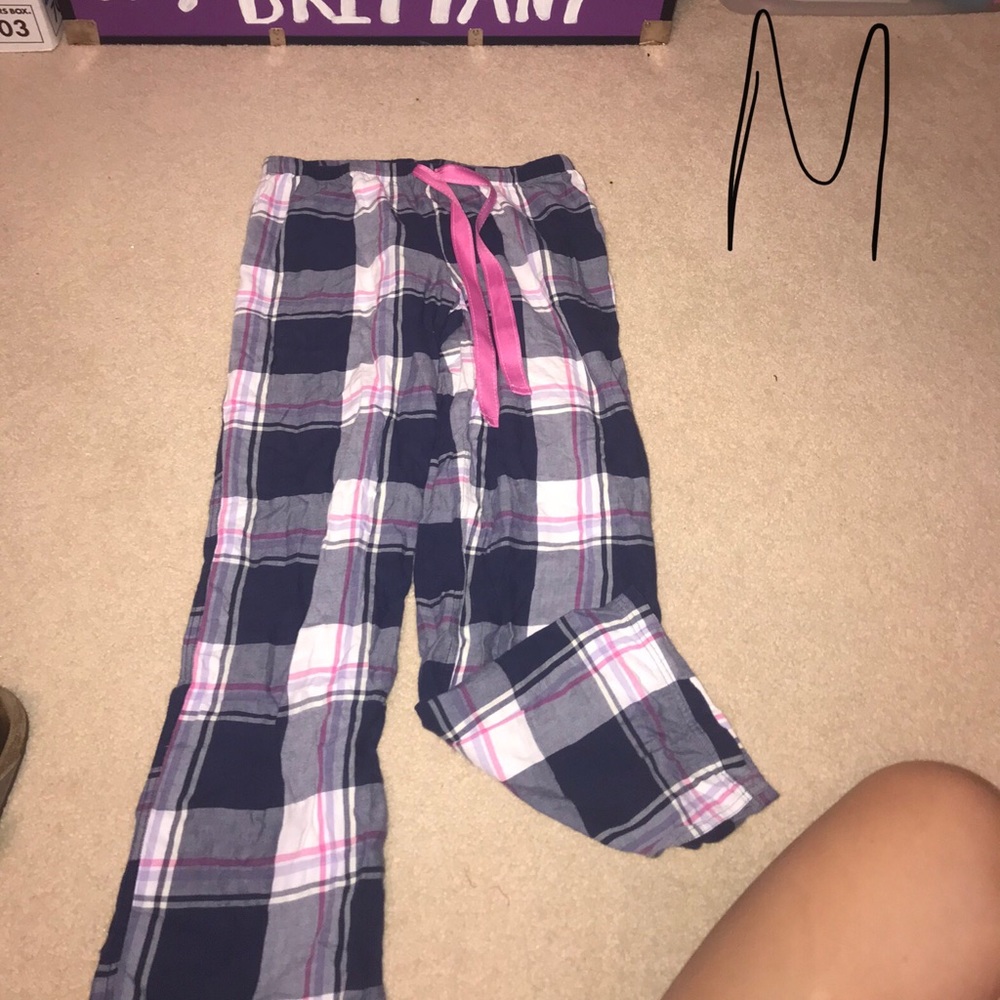Pajama pants plaid